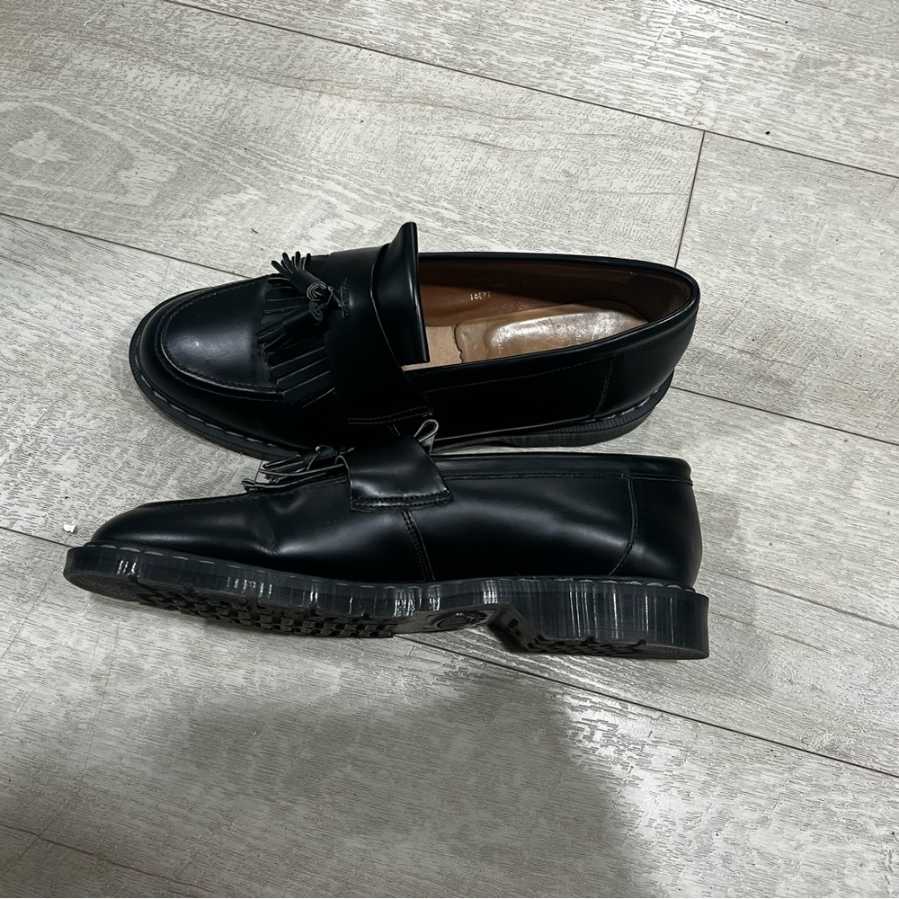 Size 10 Solovair Loafers